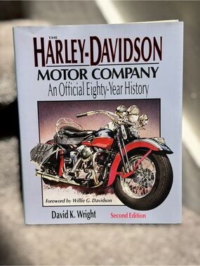 Vintage Harley-Davidson Official 80 Year History Hardcover 2nd Edition Book